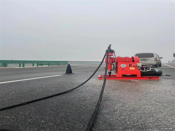 赤壁马路路基路面开裂下沉注浆加固灌浆